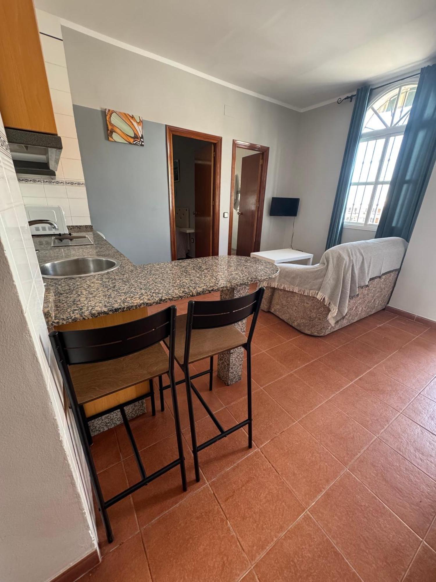 Hostal Miramar Los Canos De Meca Luaran gambar