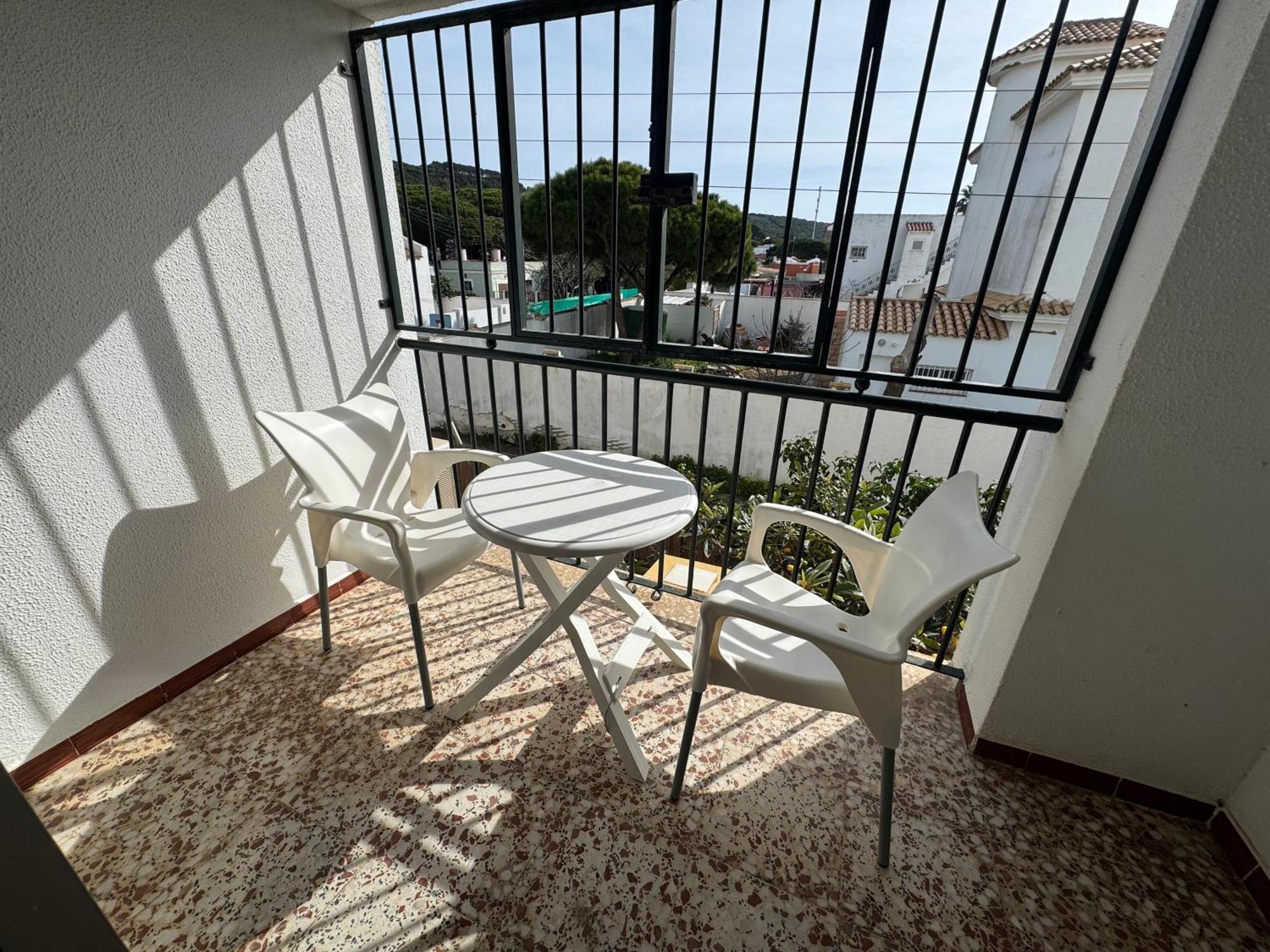 Hostal Miramar Los Canos De Meca Luaran gambar