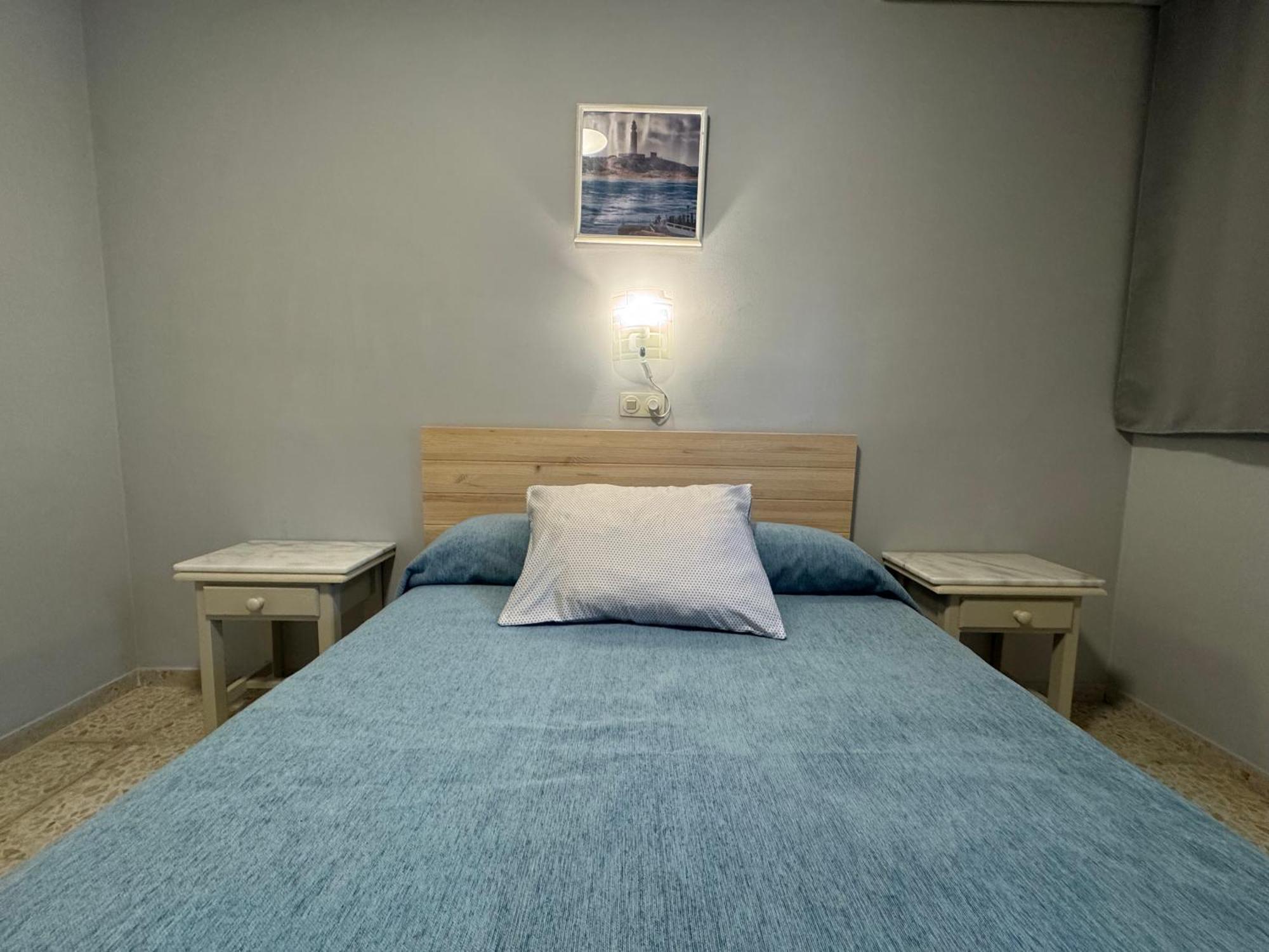 Hostal Miramar Los Canos De Meca Luaran gambar