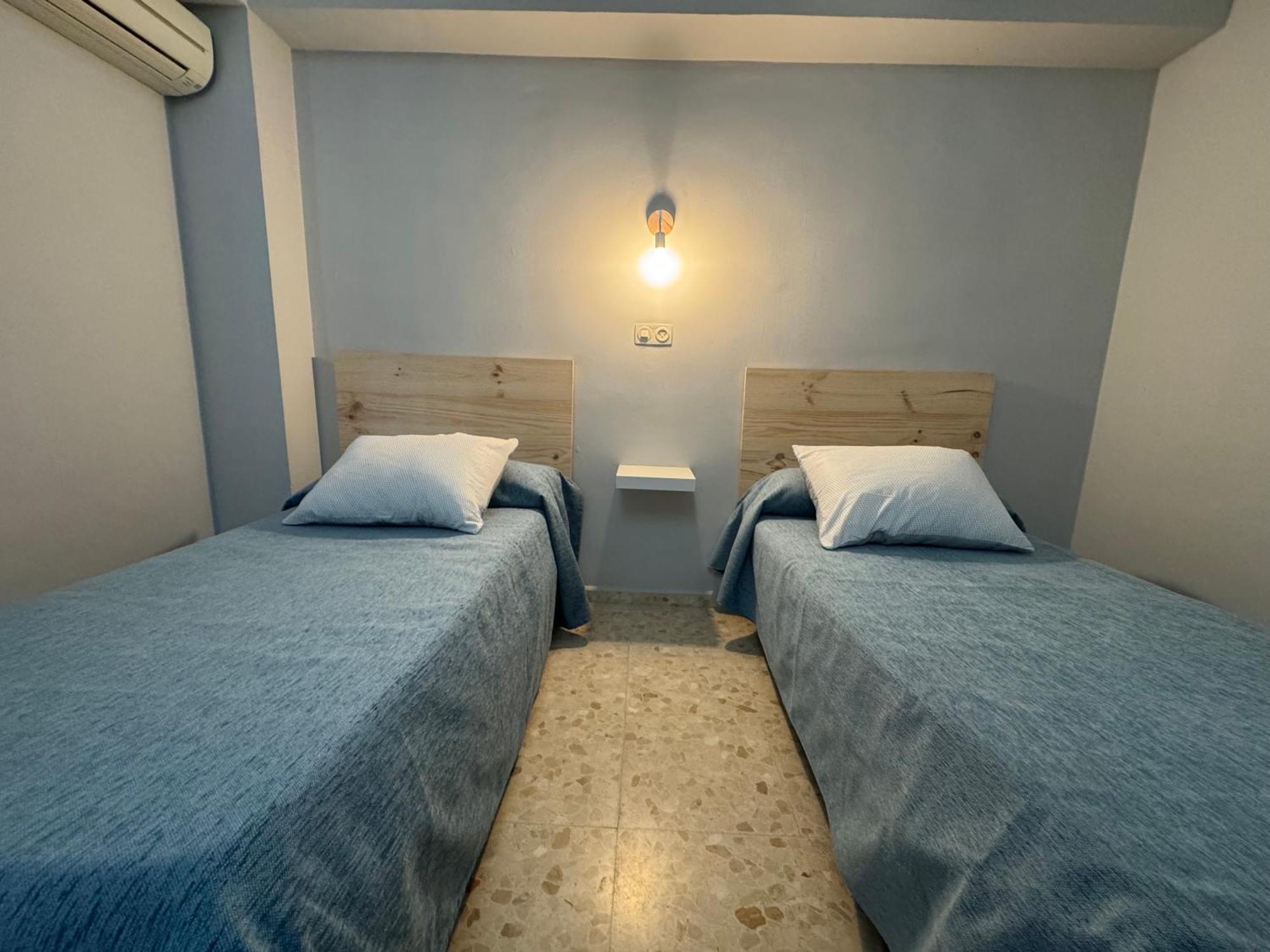 Hostal Miramar Los Canos De Meca Luaran gambar