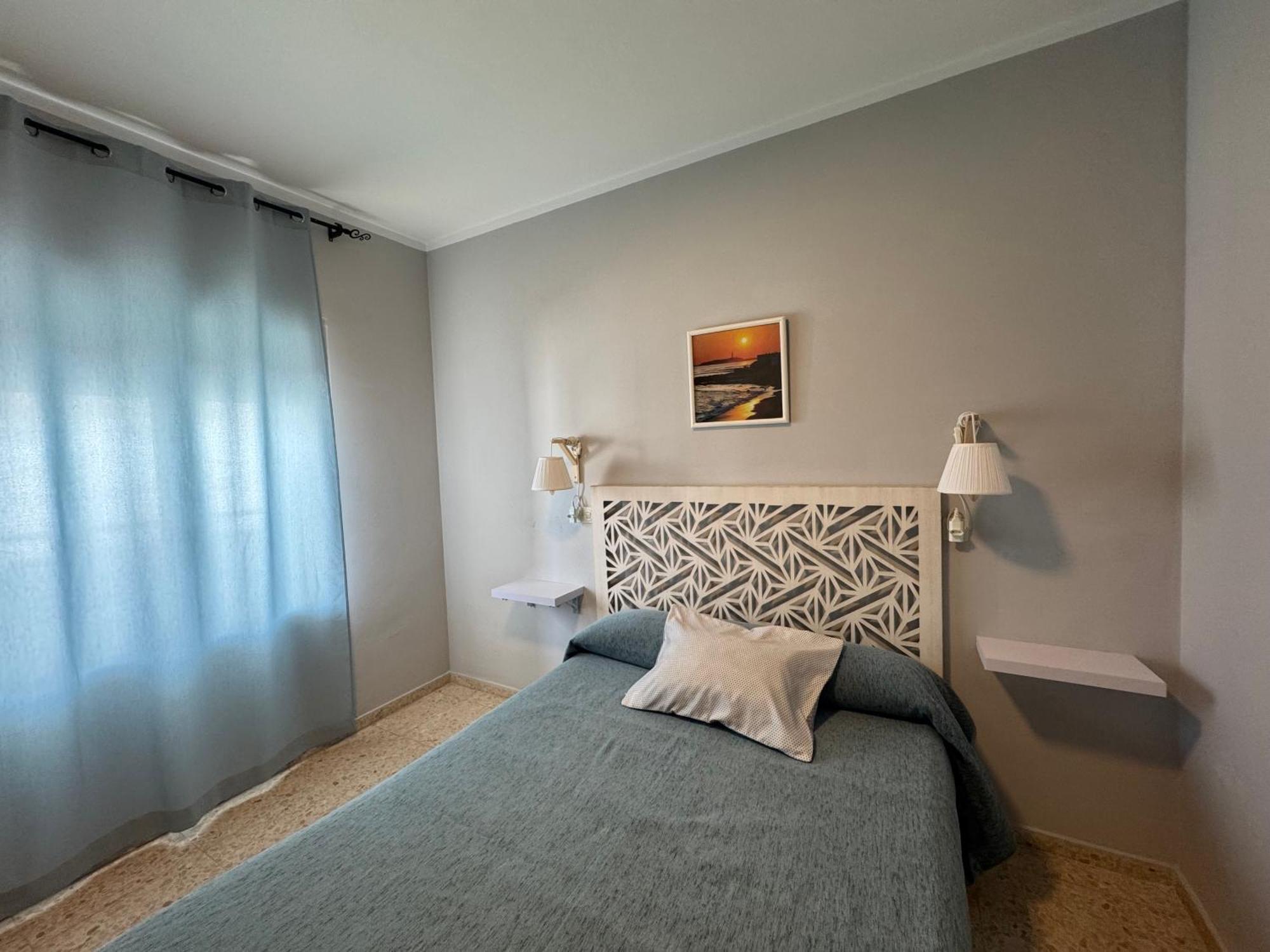 Hostal Miramar Los Canos De Meca Luaran gambar