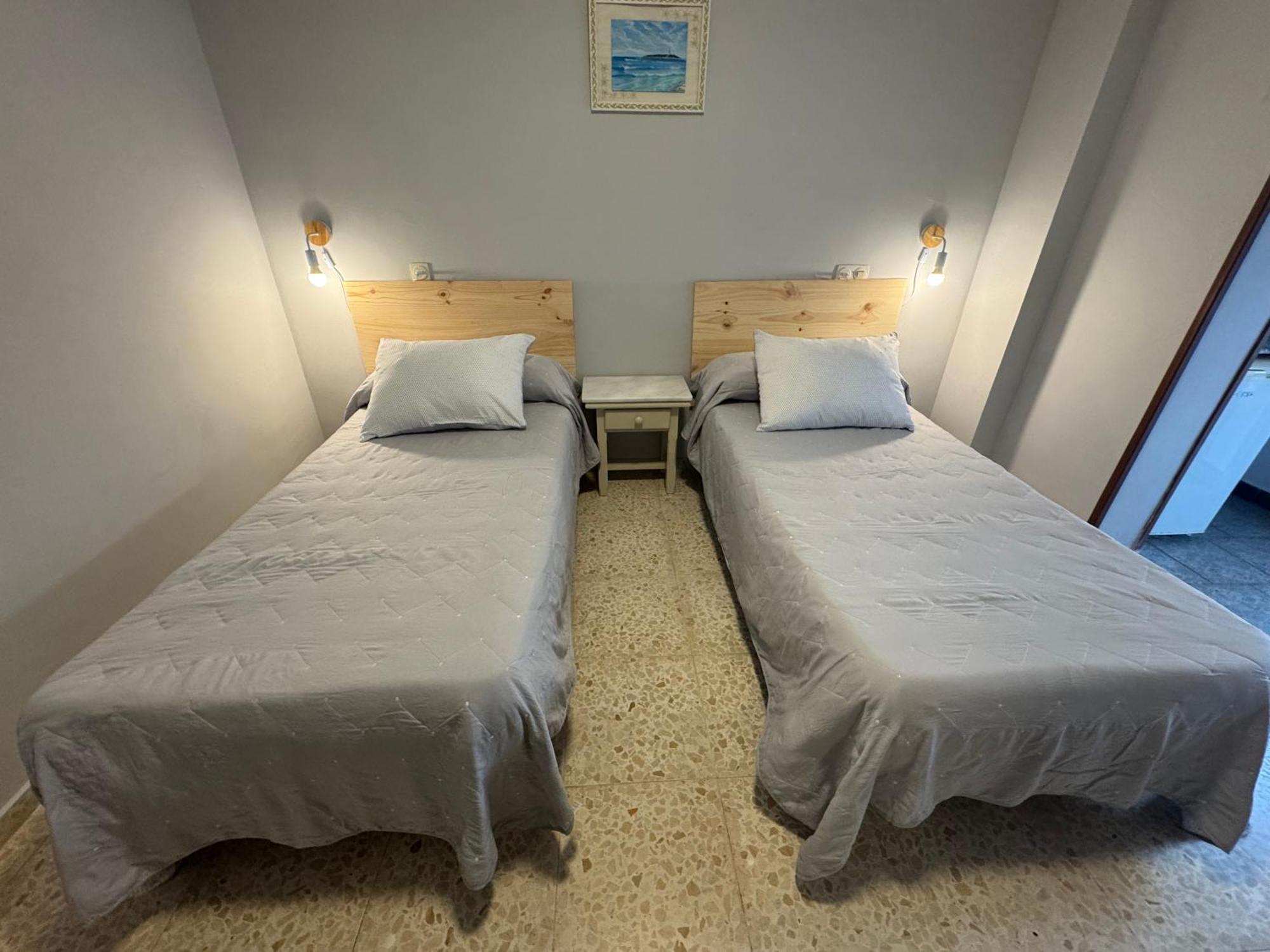 Hostal Miramar Los Canos De Meca Luaran gambar